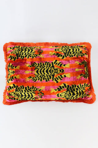 Uzebeki Handwoven Silk Velvet Cushion