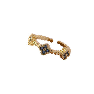 Crystal flower ring in gold & royal blue